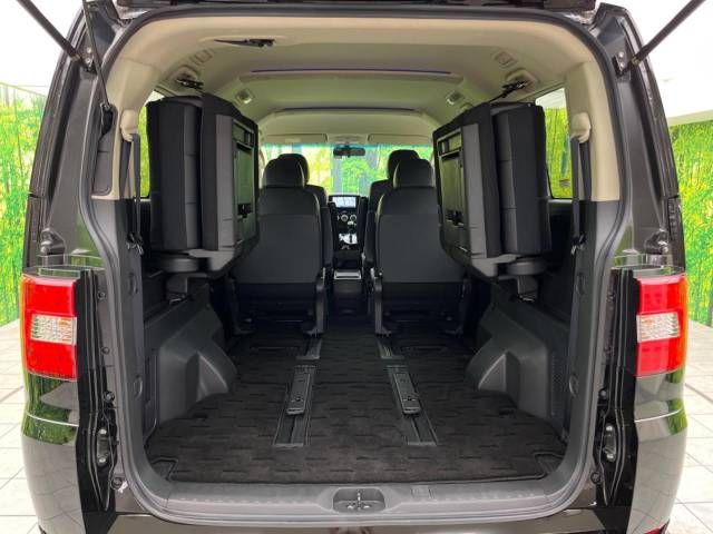 Mitsubishi DELICA D5 2017-06 28449-11