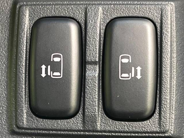 Mitsubishi DELICA D5 2017-06 28449-2