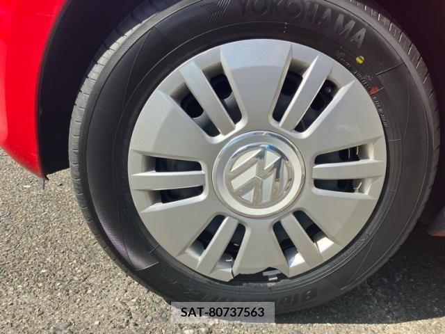 VolksWagen UP! 2014-02 355117-7