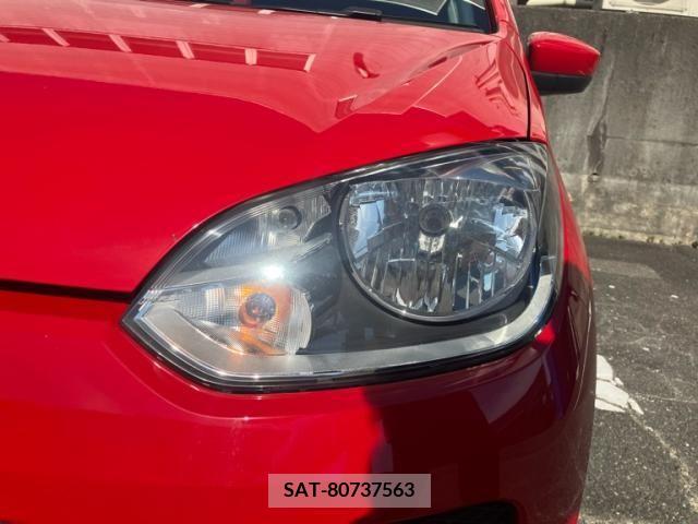 VolksWagen UP! 2014-02 355117-8