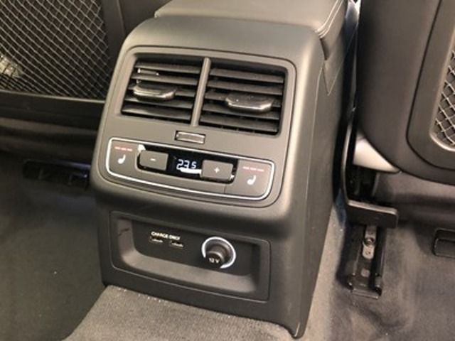 Audi S4 2021-08 11564-15