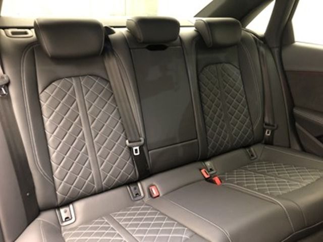 Audi S4 2021-08 11564-14