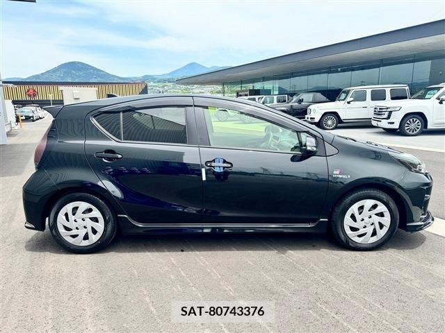 Toyota AQUA 2019-06 260886-4