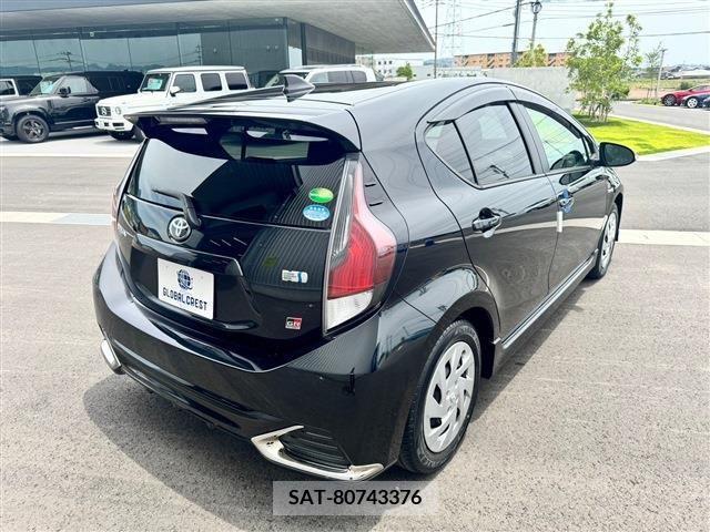 Toyota AQUA 2019-06 260886-6