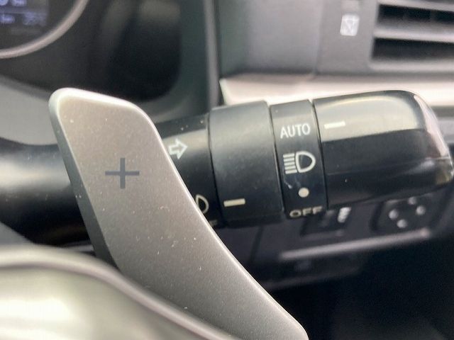 Lexus CT 2011-03 15411-22