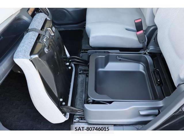 Suzuki WAGON R 2015-07 289835-19