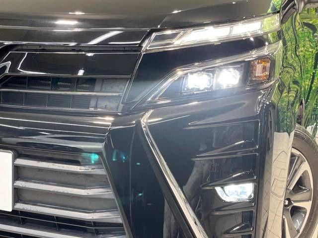Toyota VOXY 2018-01 192150-13