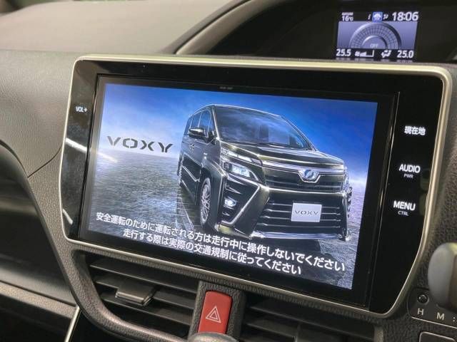Toyota VOXY 2018-01 192150-2