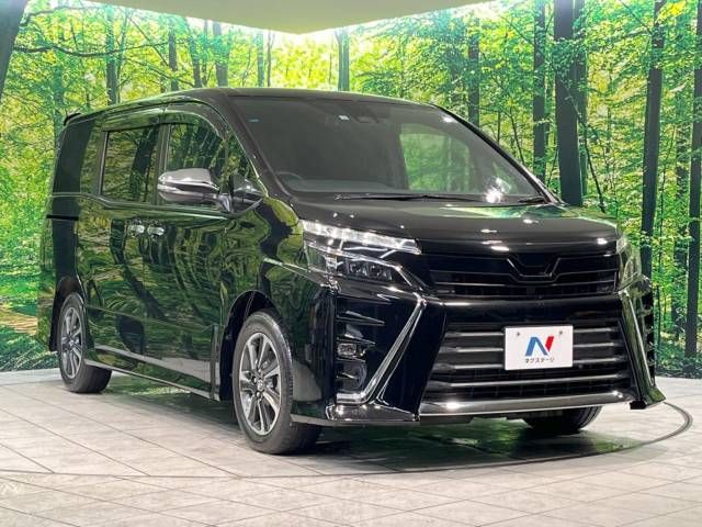 Toyota VOXY 2018-01 192150-17