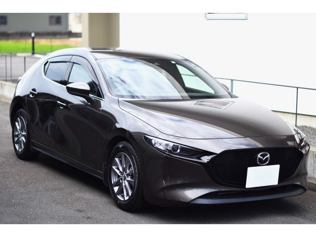 Mazda MAZDA3 2021-03 8400-4