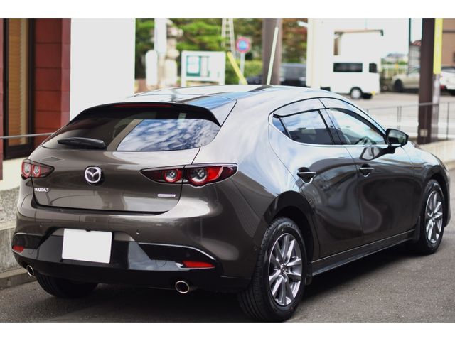 Mazda MAZDA3 2021-03 8400-8