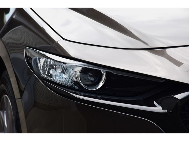 Mazda MAZDA3 2021-03 8400-26
