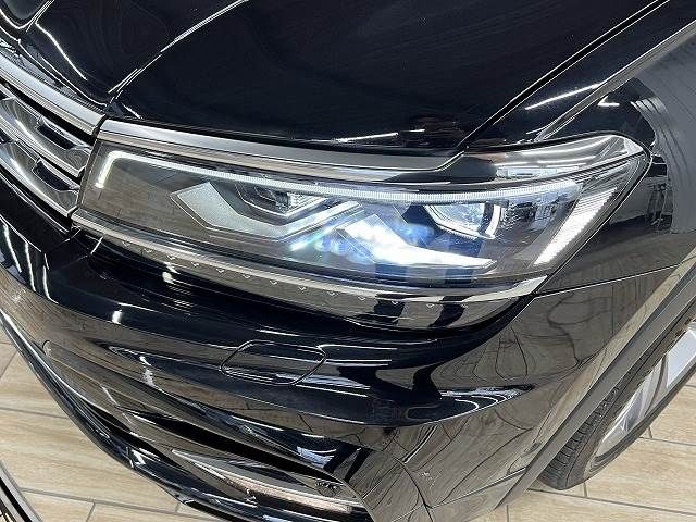 VolksWagen TIGUAN 2018-12 24281-19