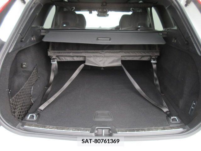 Volvo XC60 2021-12 338210-27