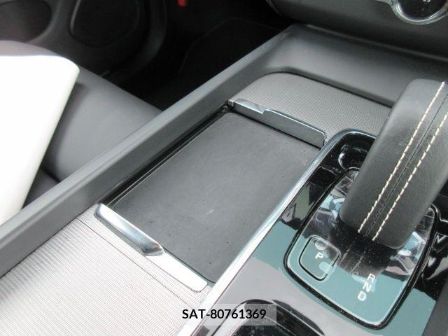 Volvo XC60 2021-12 338210-24