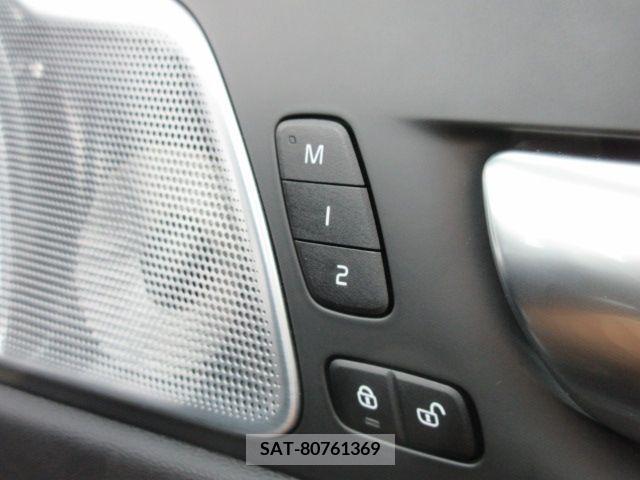 Volvo XC60 2021-12 338210-17
