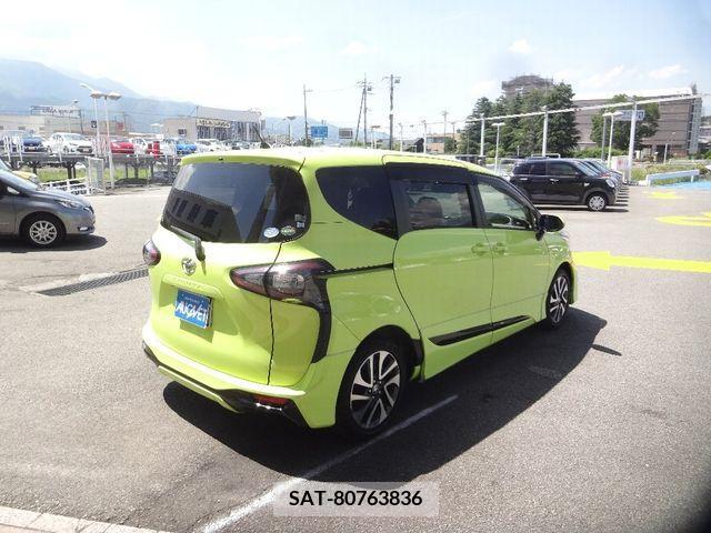 Toyota SIENTA 2016-07 285056-1
