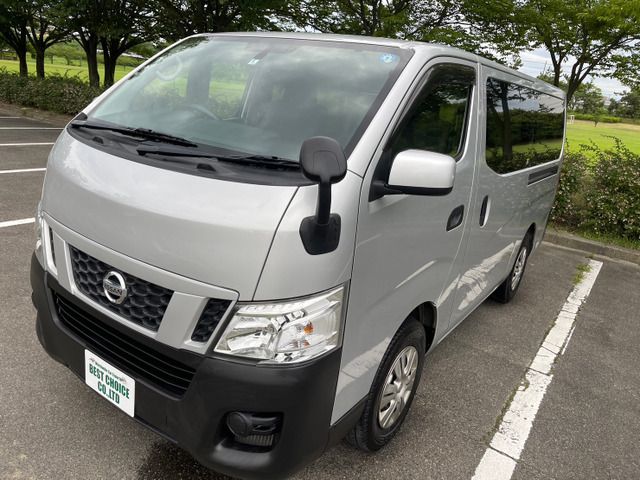 Nissan NV350 Caravan 2016-05 8026-9