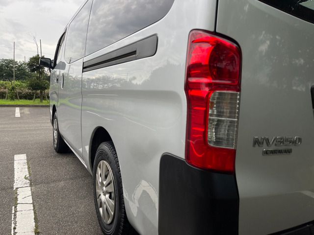 Nissan NV350 Caravan 2016-05 8026-17