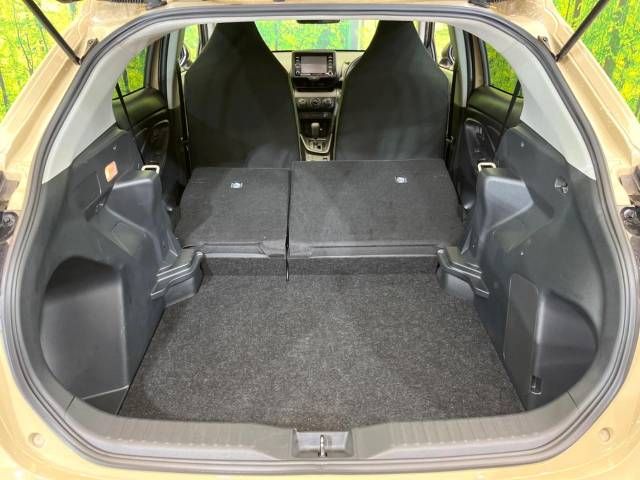 Toyota YARIS CROSS 2023-03 28668-10