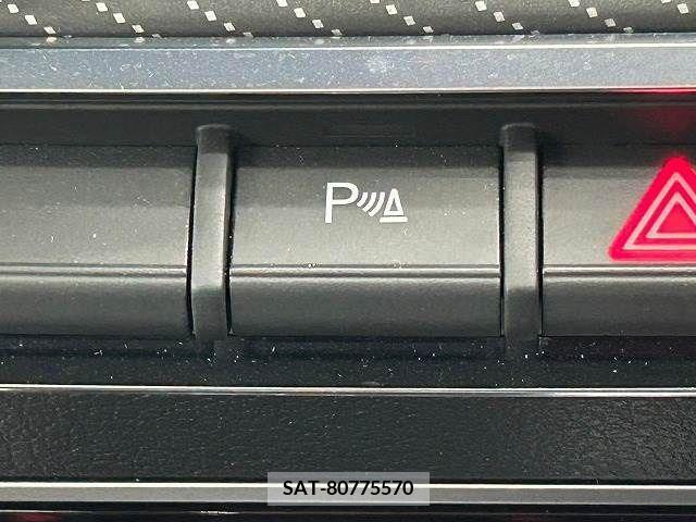 Audi Q2 2021-09 231843-5
