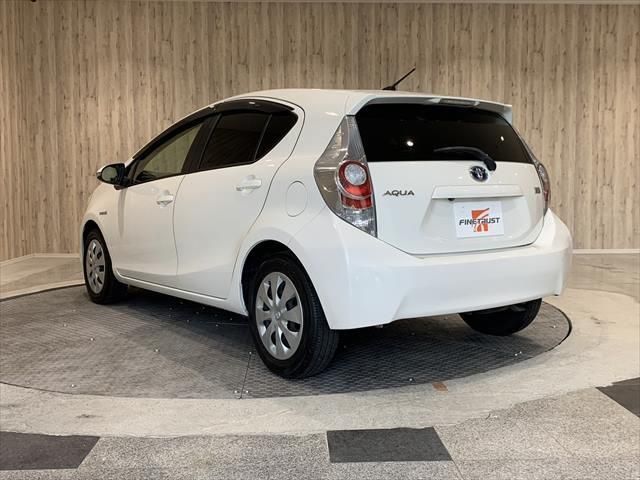 Toyota AQUA 2012-11 193890-6