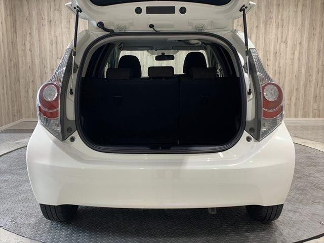 Toyota AQUA 2012-11 193890-21