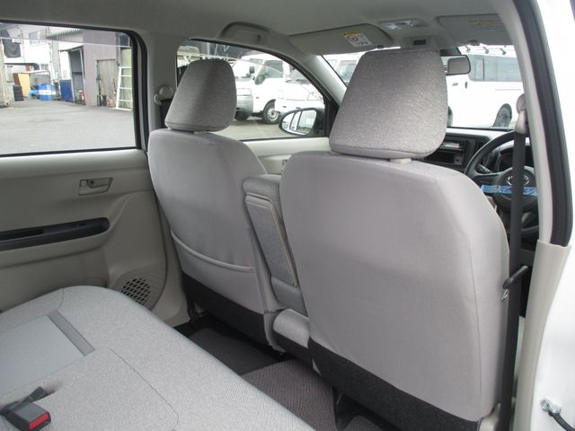 Toyota PASSO 2016-10 15981-11