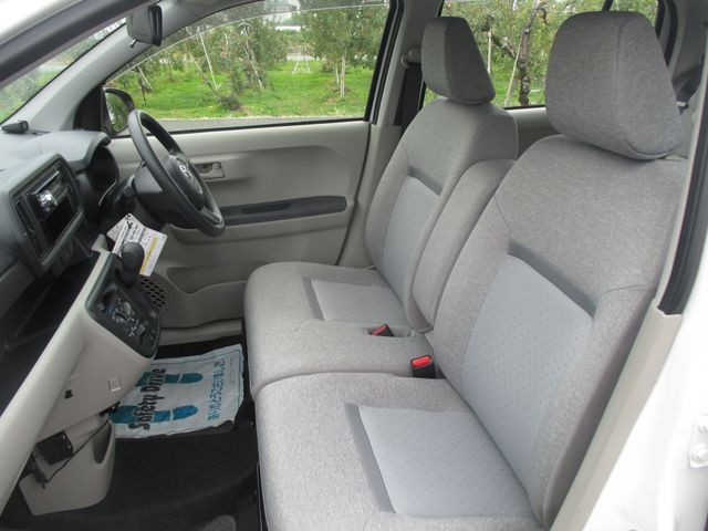 Toyota PASSO 2016-10 15981-14