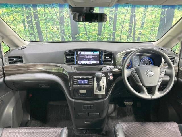 Nissan ELGRAND 2019-01 194802-1