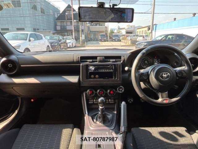 Toyota 86 2022-02 321225-1