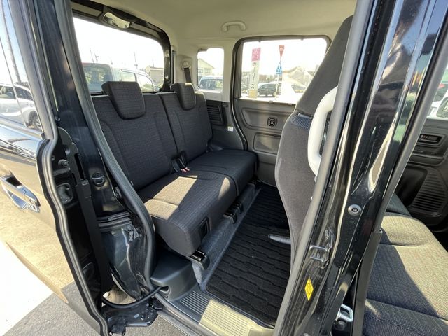 Suzuki SPACIA 2018-11 3676-15