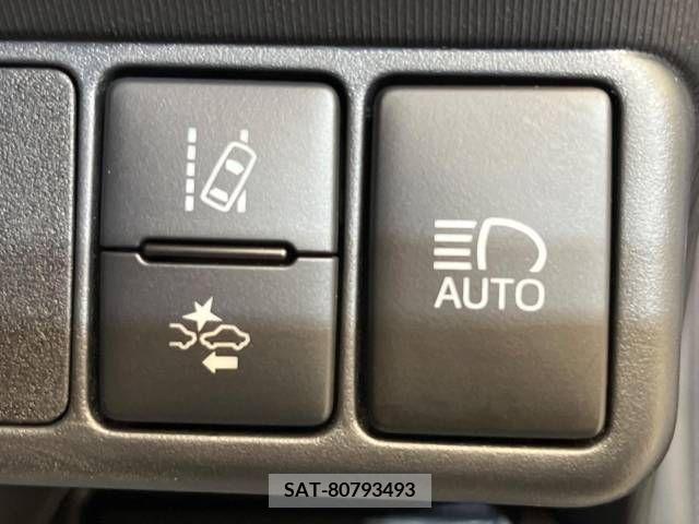 Toyota AQUA 2019-04 262654-6