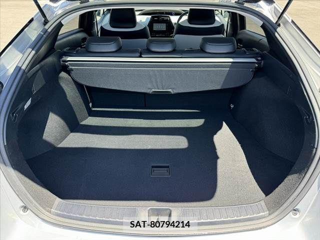 Toyota PRIUS 2016-03 329845-19