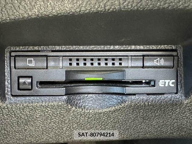 Toyota PRIUS 2016-03 329845-4