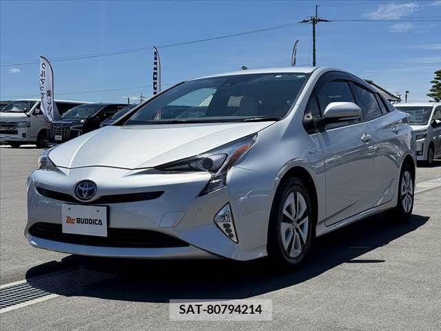 Toyota PRIUS 2016-03 329845-9