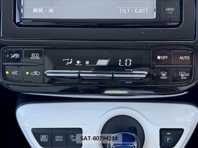 Toyota PRIUS 2016-03 329845-25