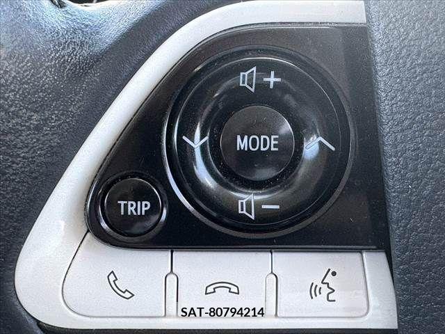 Toyota PRIUS 2016-03 329845-23