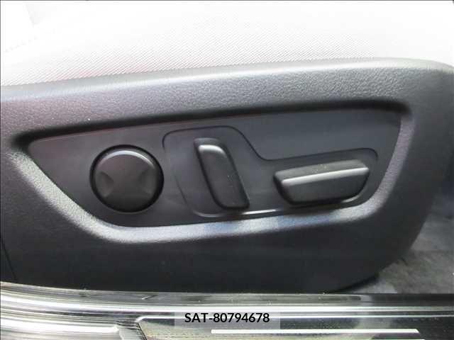 Mazda CX-30 2023-03 354930-23