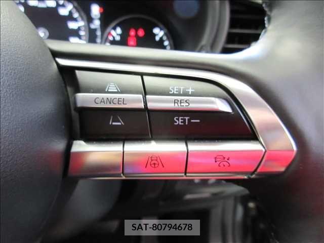 Mazda CX-30 2023-03 354930-4