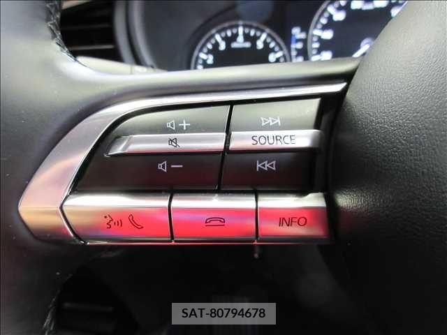 Mazda CX-30 2023-03 354930-3