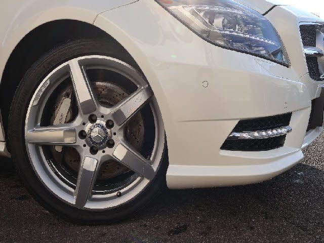 Mercedes Benz CLS-CLASS 2013-01 27224-7