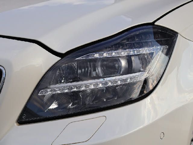 Mercedes Benz CLS-CLASS 2013-01 27224-18