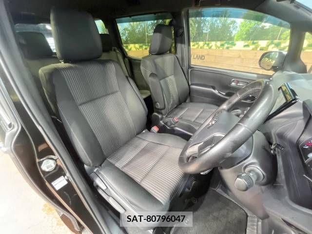 Toyota VOXY 2020-03 289088-15