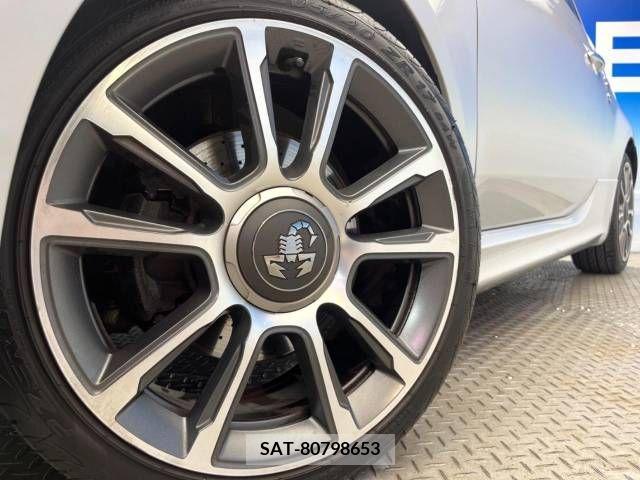 Abarth 595 2018-09 271365-12