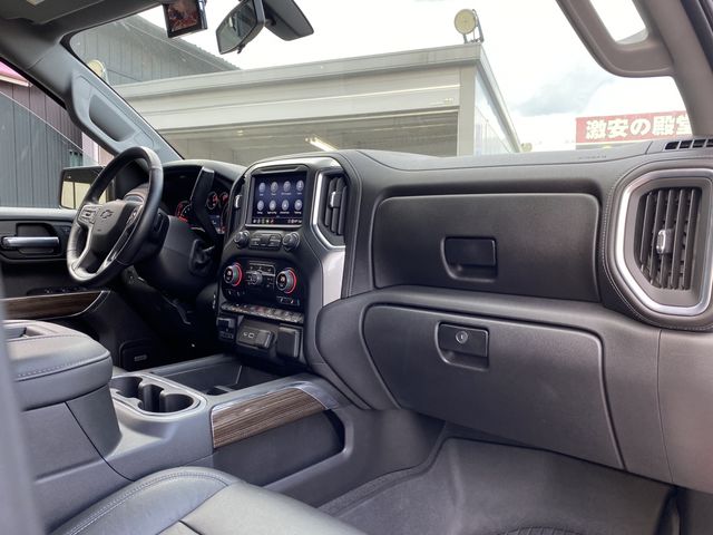 Chevrolet SILVERADO 2021-11 2868-11