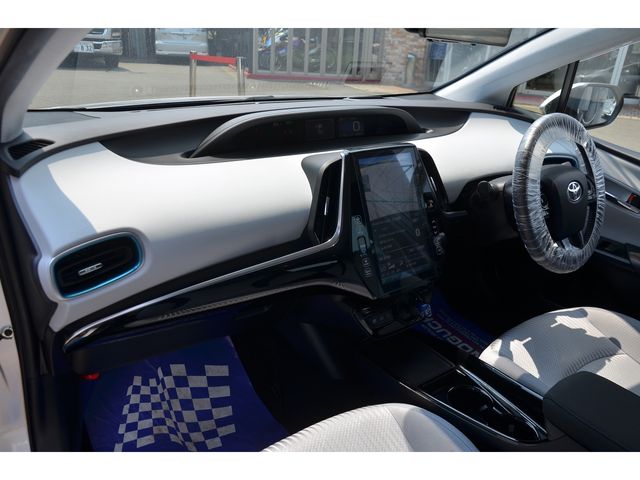 Toyota PRIUS 2018-12 4249-13