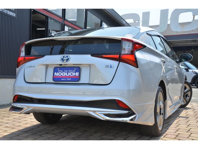Toyota PRIUS 2018-12 4249-4