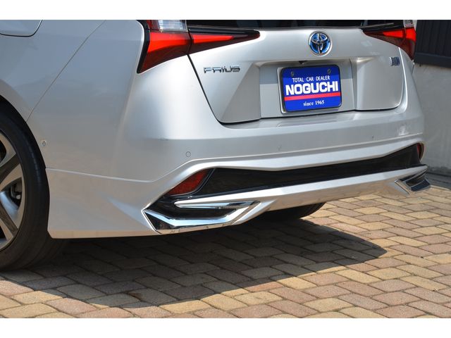 Toyota PRIUS 2018-12 4249-21