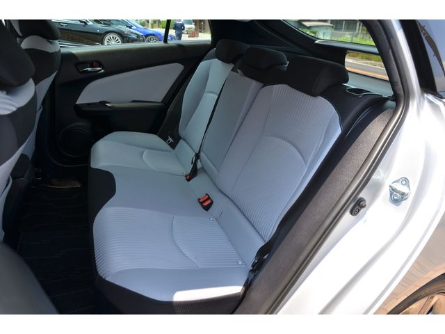 Toyota PRIUS 2018-12 4249-15